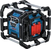 서브우퍼가 장착된 Bosch GPB 18V-5 C 작업 현장용 라디오.