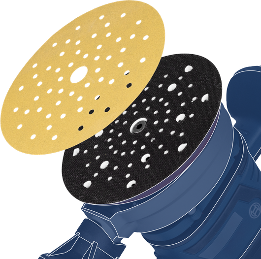 원형 전동 공구 패드에 샌딩 디스크를 정렬하는 모습입니다.