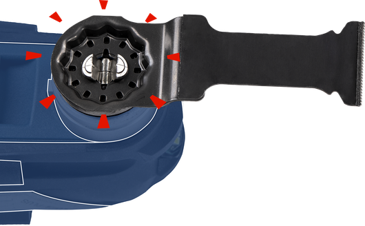 톱날 부착물이 있는 진동 도구가 설치됩니다.