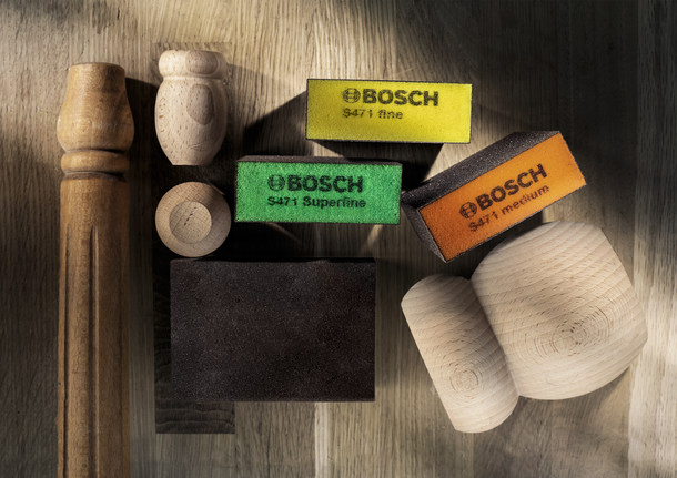 Bosch S471 초미세 중간 입자용 샌딩 스폰지입니다.