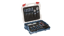 보쉬 프로페셔널 공구 세트가 열린 상태로 나와 있습니다.